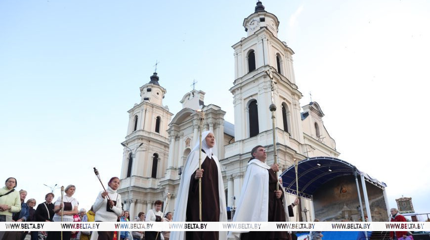 W Budsławiu odbyła się Procesja Krzyżowa 