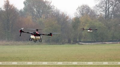 W powiecie berestowickim omówiono możliwości wykorzystania dronów w pracach rolniczych  