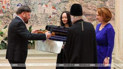 Instrument o wyjątkowej duszy. BPAM otrzymała ekskluzywne skrzypce ze Szwajcarii  