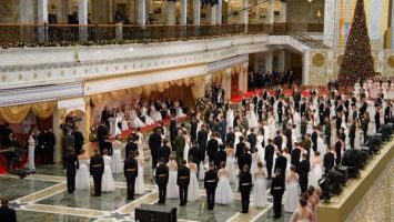 
 Łukaszenka do młodzieży na balu sylwestrowym: przed wami wiele konkretnych zadań
 
  
 