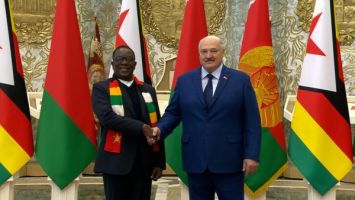 Celujemy w 100 mln dolarów. Łukaszenka oświadczył o realnych praktycznych rezultatach współpracy z Zimbabwe 