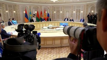 Łukaszenka liczy na skuteczność szczytu EUG w Mińsku