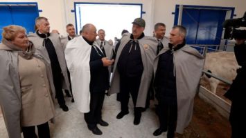 Łukaszenka stawia za zadanie obniżenie kosztów budowy kompleksów mleczarsko-towarowych