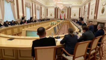 
 Łukaszenka opowiada się za jednolitą strategią kształtowania pamięci historycznej
 