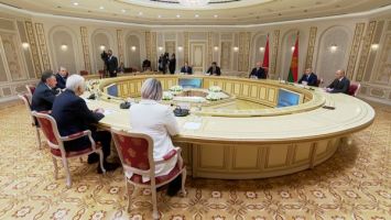 Łukaszenka: jesteśmy gotowi zaoferować obwodowi rostowskiemu towary i usługi na warunkach lepszych niż oferowane przez zagranicznych dostawców