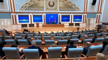 Łukaszenka zwołał naradę z aparatem Banku Narodowego i kierownictwem banków