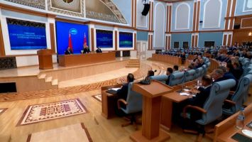 Łukaszenka: system bankowy powinien być o krok do przodu, ale nie wyprzedzać rozwoju całego kraju