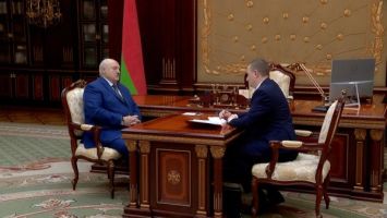 „Organizujcie, obciążajcie, sprzedawajcie”. Łukaszenka przypomniał premierowi o kwestii numer jeden