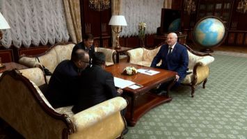 Łukaszenka widzi możliwość wielokrotnego zwiększenia obrotów handlowych Białorusi z Indiami