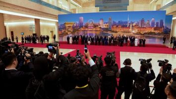 Łukaszenka w Tianjin wziął udział w uroczystym przyjęciu na cześć uczestników szczytu SOW