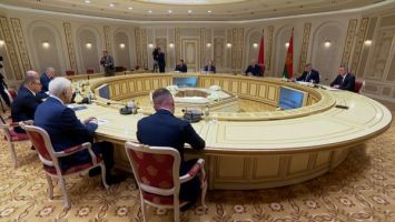 Łukaszenka: Białoruś i obwód czelabiński handlują na pół miliarda dolarów rocznie, ale jest wiele do zrobienia 