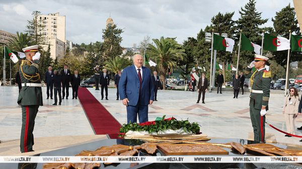 Spotkanie Łukaszenki z prezydentem Algierii Tebboune'm odbyło się w pałacu El Mouradia