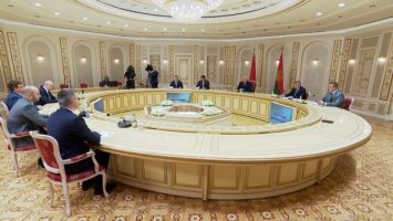 Łukaszenka proponuje obwodowi samarskiemu Rosji tworzenie wspólnych produkcji 